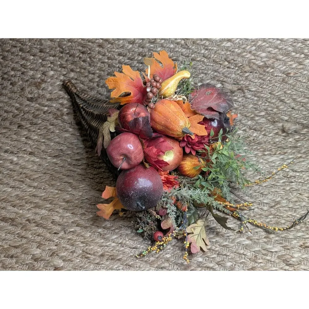 Vintage Wicker Basket Cornucopia Horn THANKSGIVING Harvest Fall Centerpiece